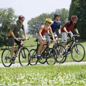 开云体育- 开云体育官方网站- 开云体育APP下载 骑自行车